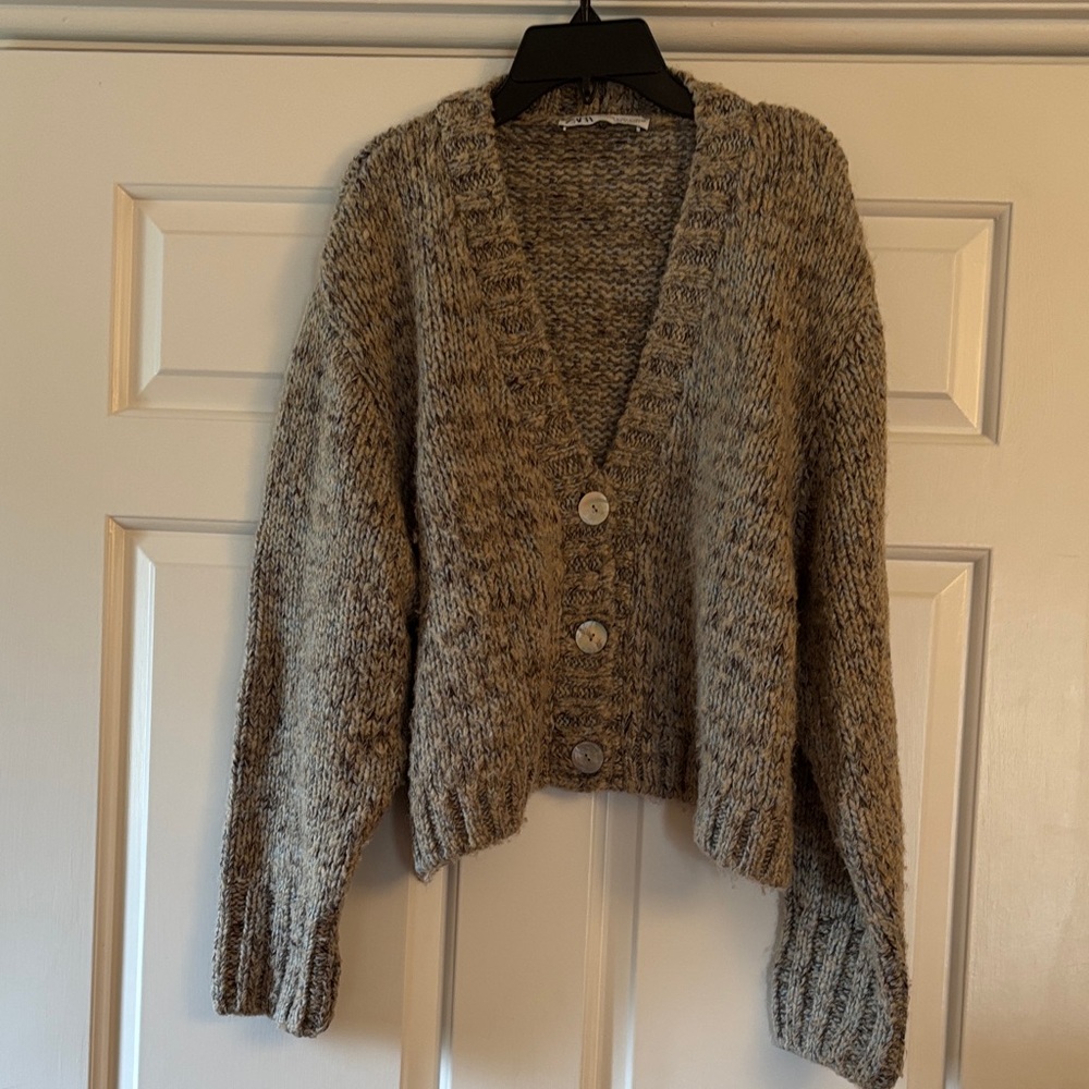 Zara Knit Cardigan Sweater